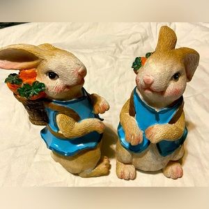 Bunny figurines. Cute. Brand new.